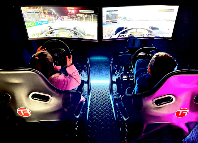 Gaming Party Bus - Virtual Reality - Driving Simulators - Xbox Consoles (Age 6+)
