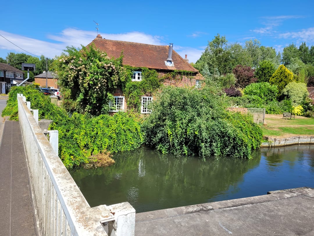 Aldermaston Wharf - image 1