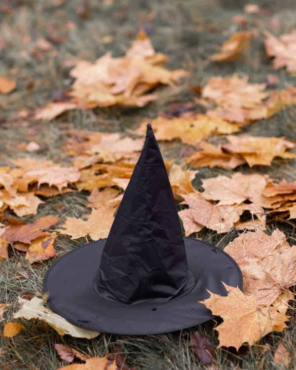FREE Witch’s Spell Trail