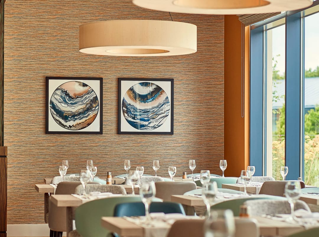 Caprice Restaurant at Crowne Plaza Reading East - image 2