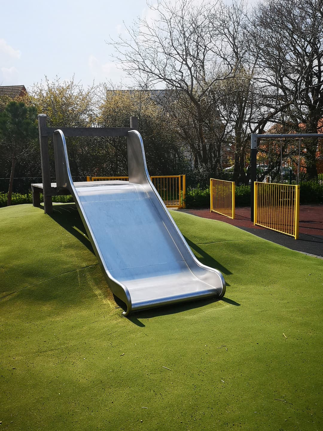 Montague Park Playground - image 1