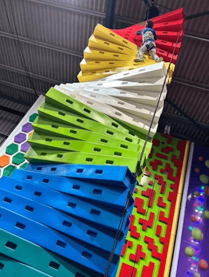 Clip 'n Climb & Soft Play Reading - image 2