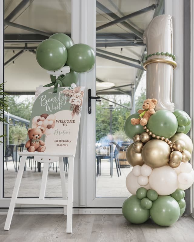 The Little Play Lounge